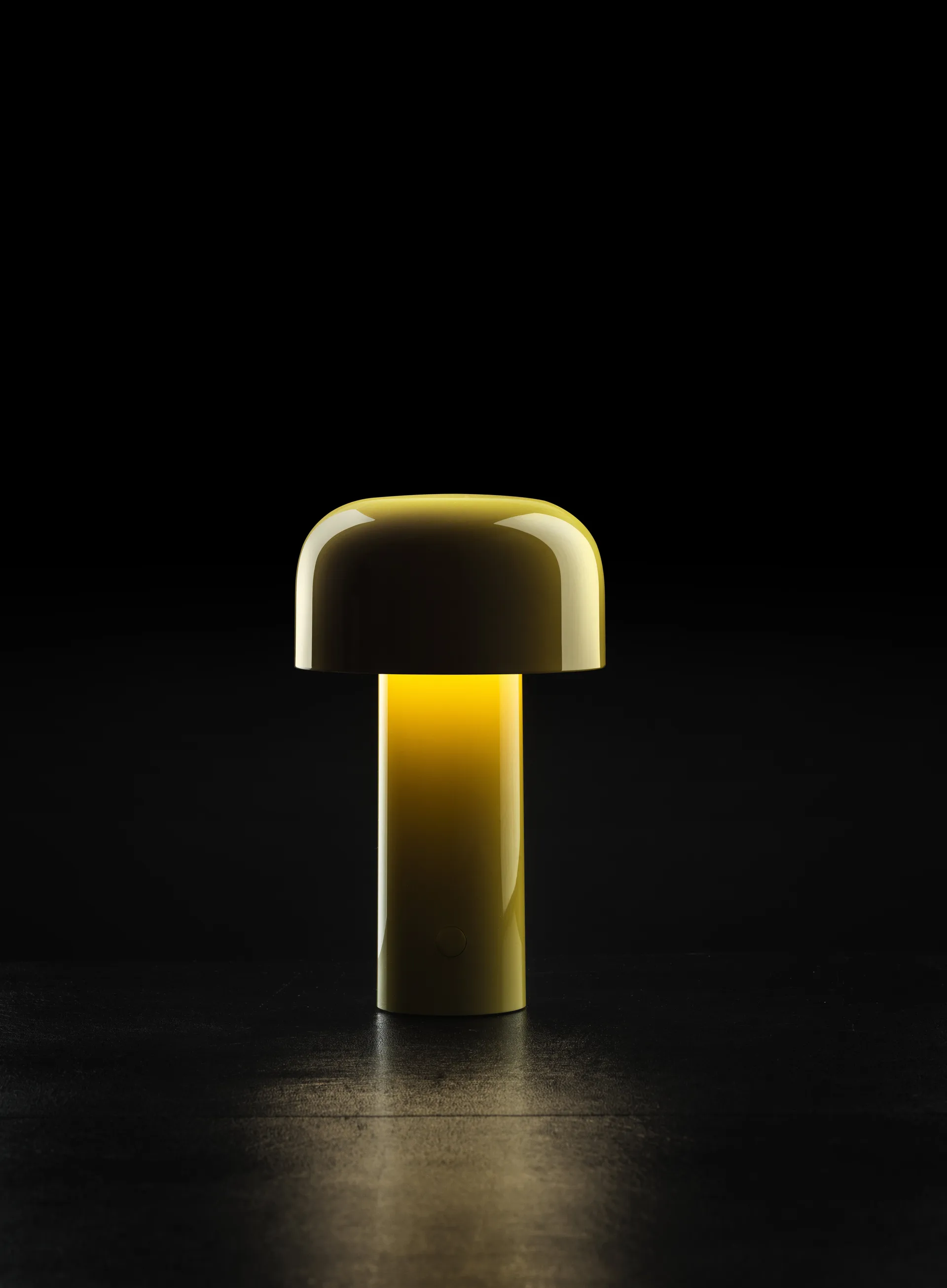 Bellhop portable table lamp, Yellow yellow, IP54 (indoor/outdoor) Flos