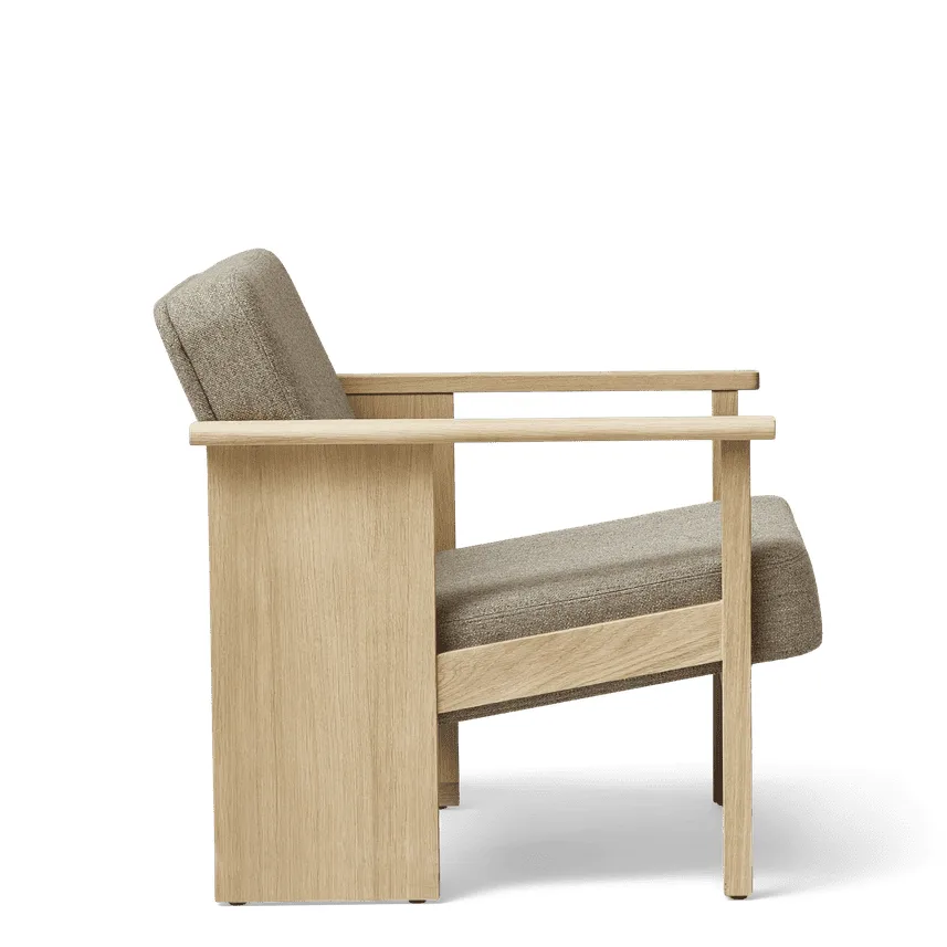 Block lounge chair, White oak-Hallingdal 65-0227 Form & Refine
