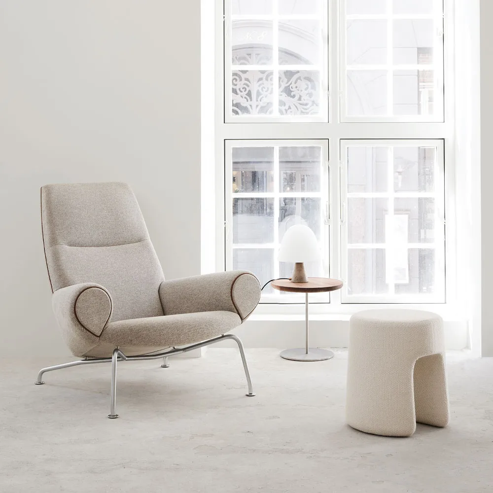 Sequoia ottoman, Sheepskin moonlight Fredericia Furniture