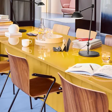 AQ01 table lamp - Black - Fritz Hansen