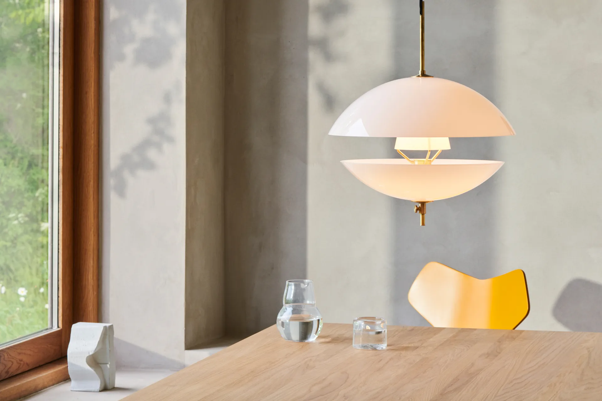 Clam pendant lamp, Ø55 cm Fritz Hansen