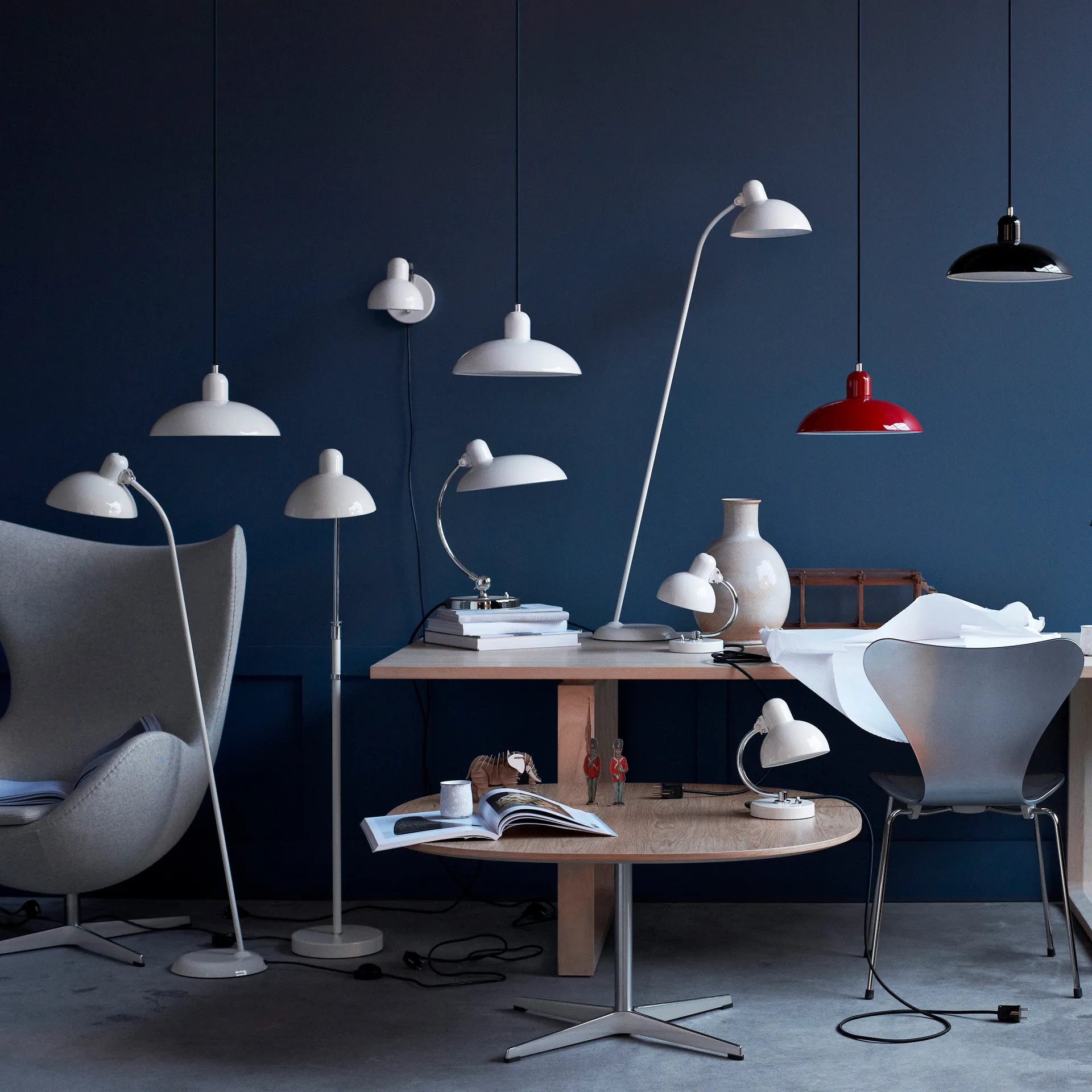 Kaiser Idell 6556-F Luxus floor lamp, White Fritz Hansen