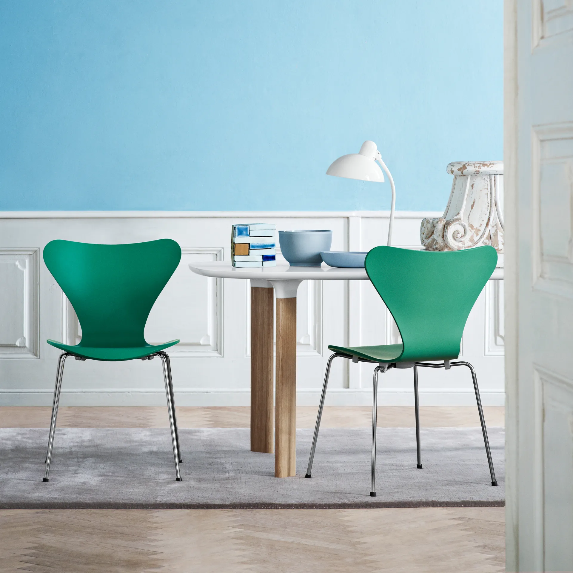 Kaiser Idell 6556-T table lamp, White Fritz Hansen