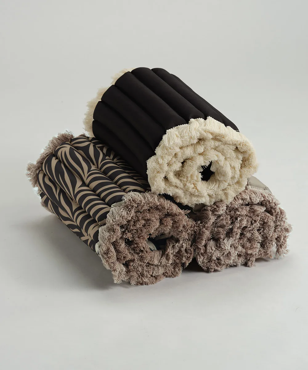 Garden Glory cushion with fringes, Black, off-white fringe, 38x120 cm Garden Glory
