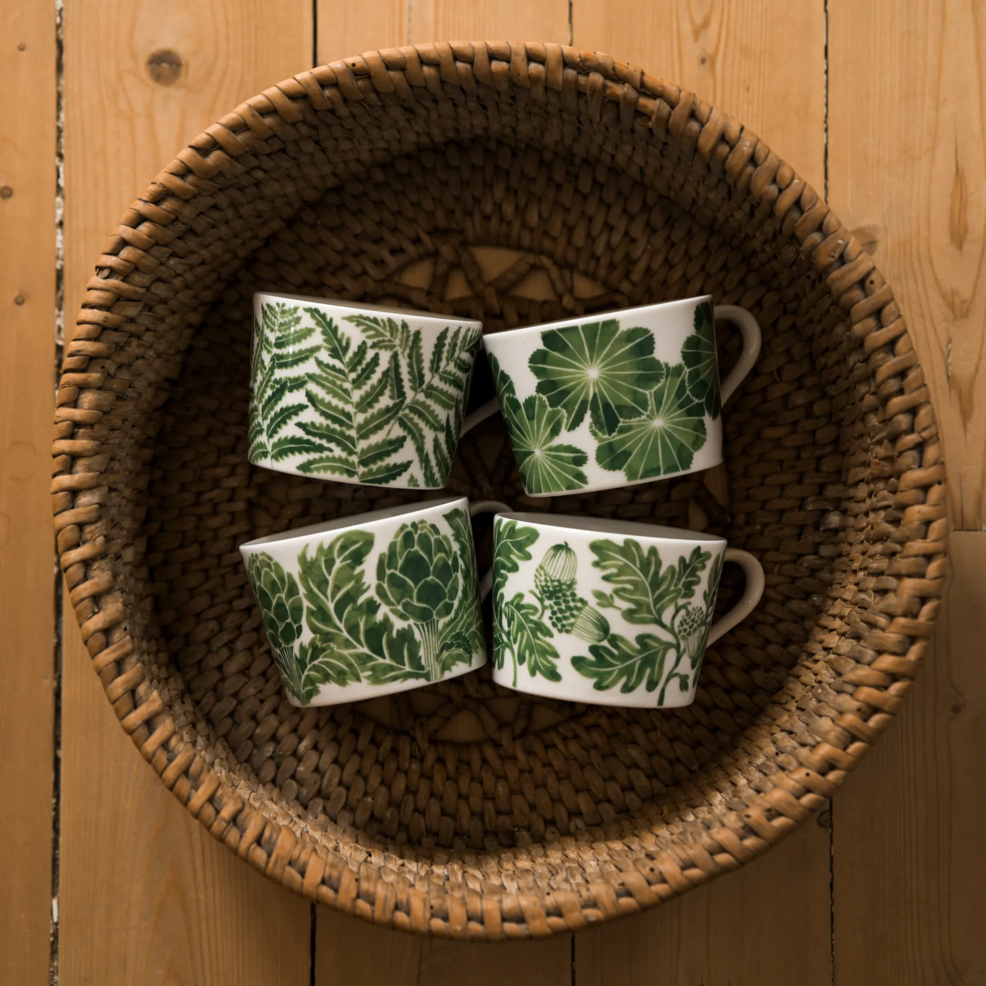 Acorn cup 24 cl, Green Götefors Porslin