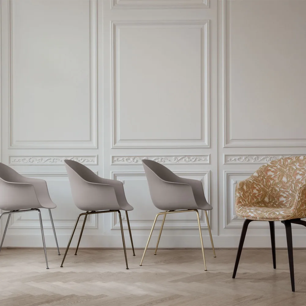 Bat Chair, Alabaster white, black steel legs GUBI