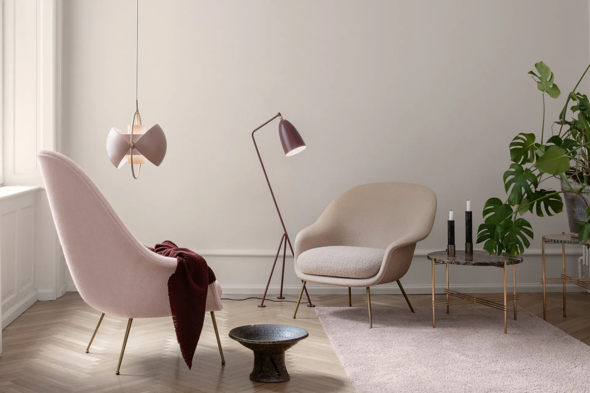 Multi-Lite ceiling lamp, brass-pink GUBI