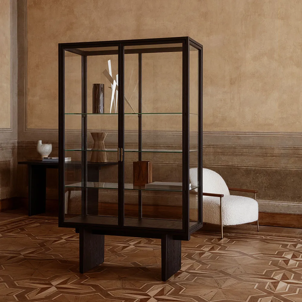 Private display cabinet, Glass. light stained oak GUBI