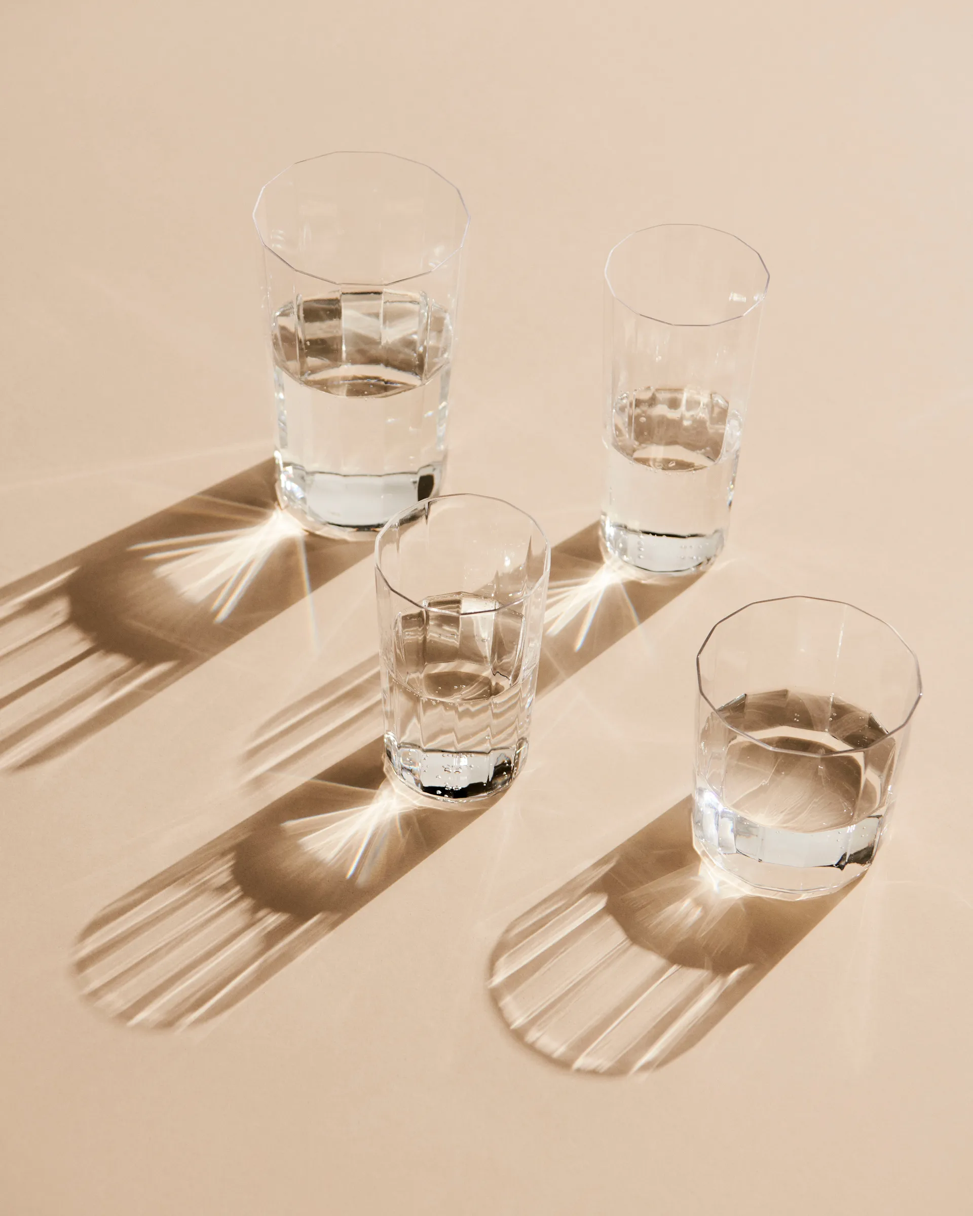 Angle drinking glass, Large 13 cm HAY