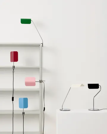 Apex desk lamp - Iron black - HAY