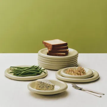Barro plate - Pistachio, Ø18 cm 2-pack - HAY