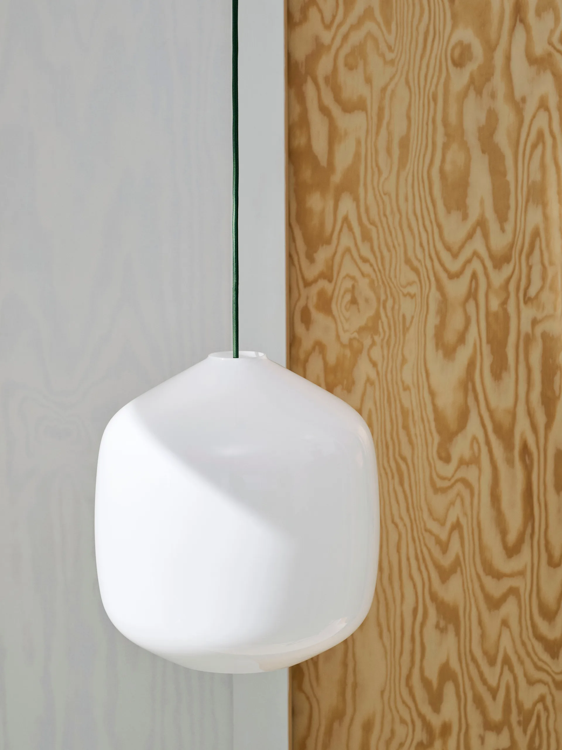 Buoy pendant lamp Ø20 cm, Opal glass-garden green HAY