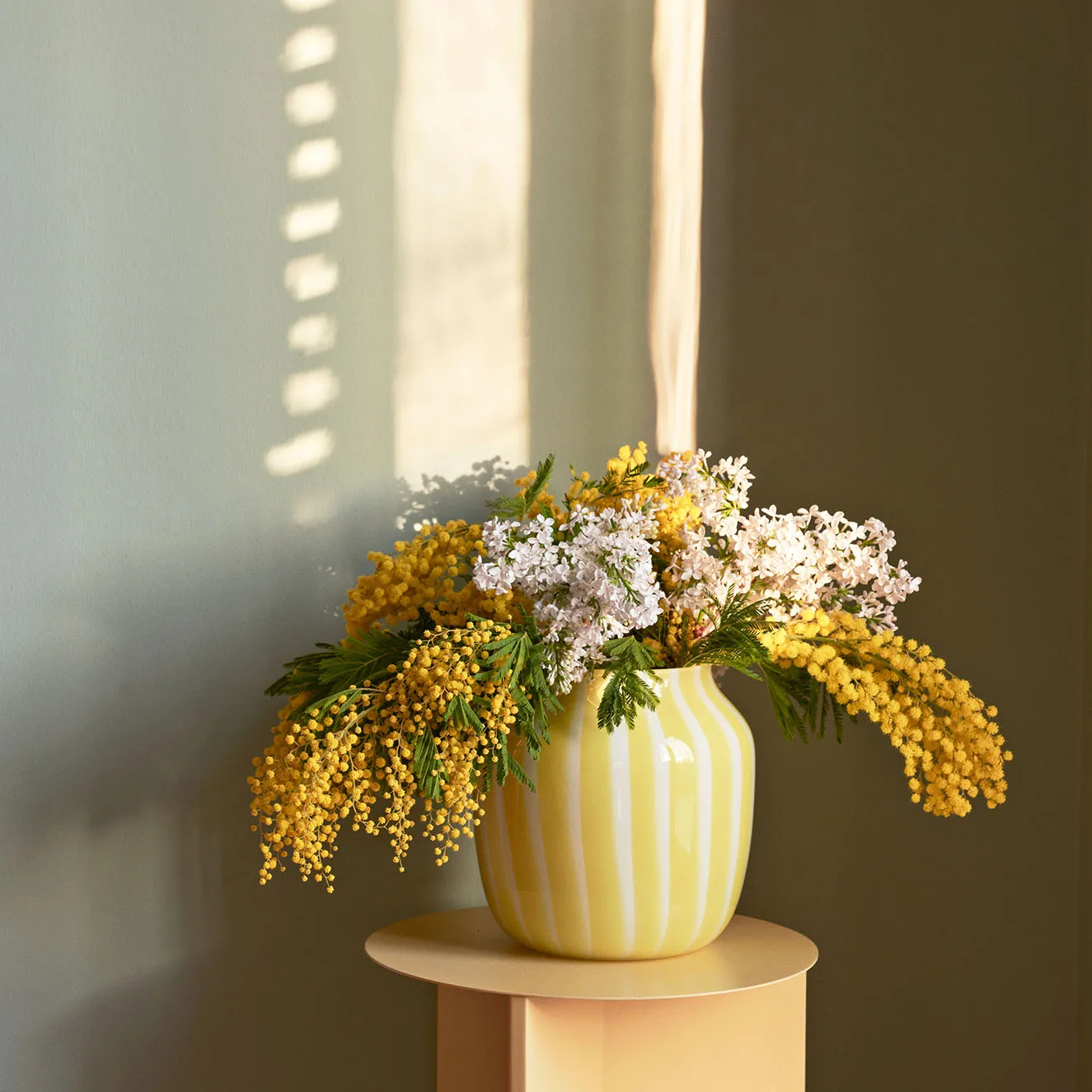 Juice Wide vase 22 cm, yellow HAY