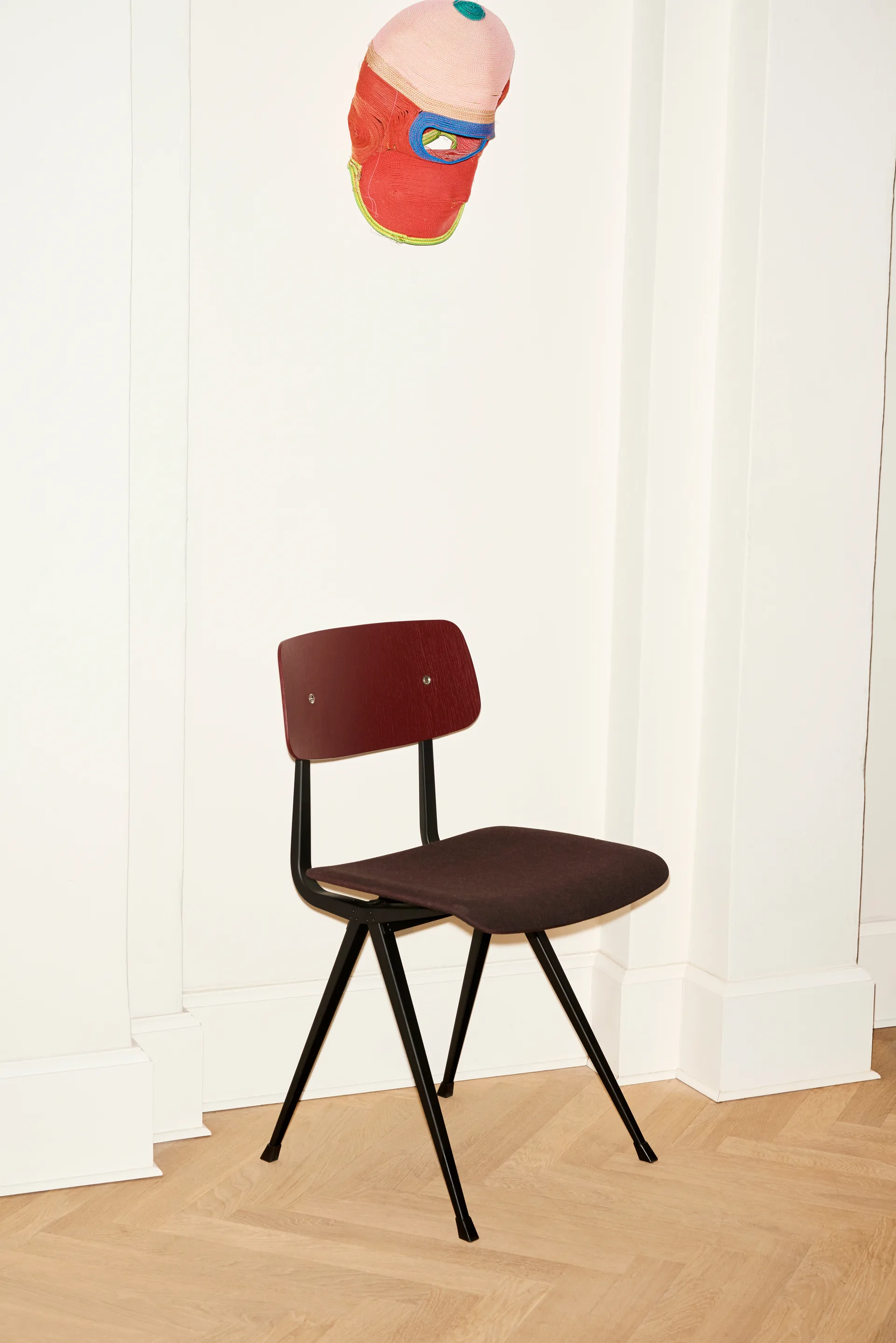 Result chair, Dark brick-black steel frame HAY