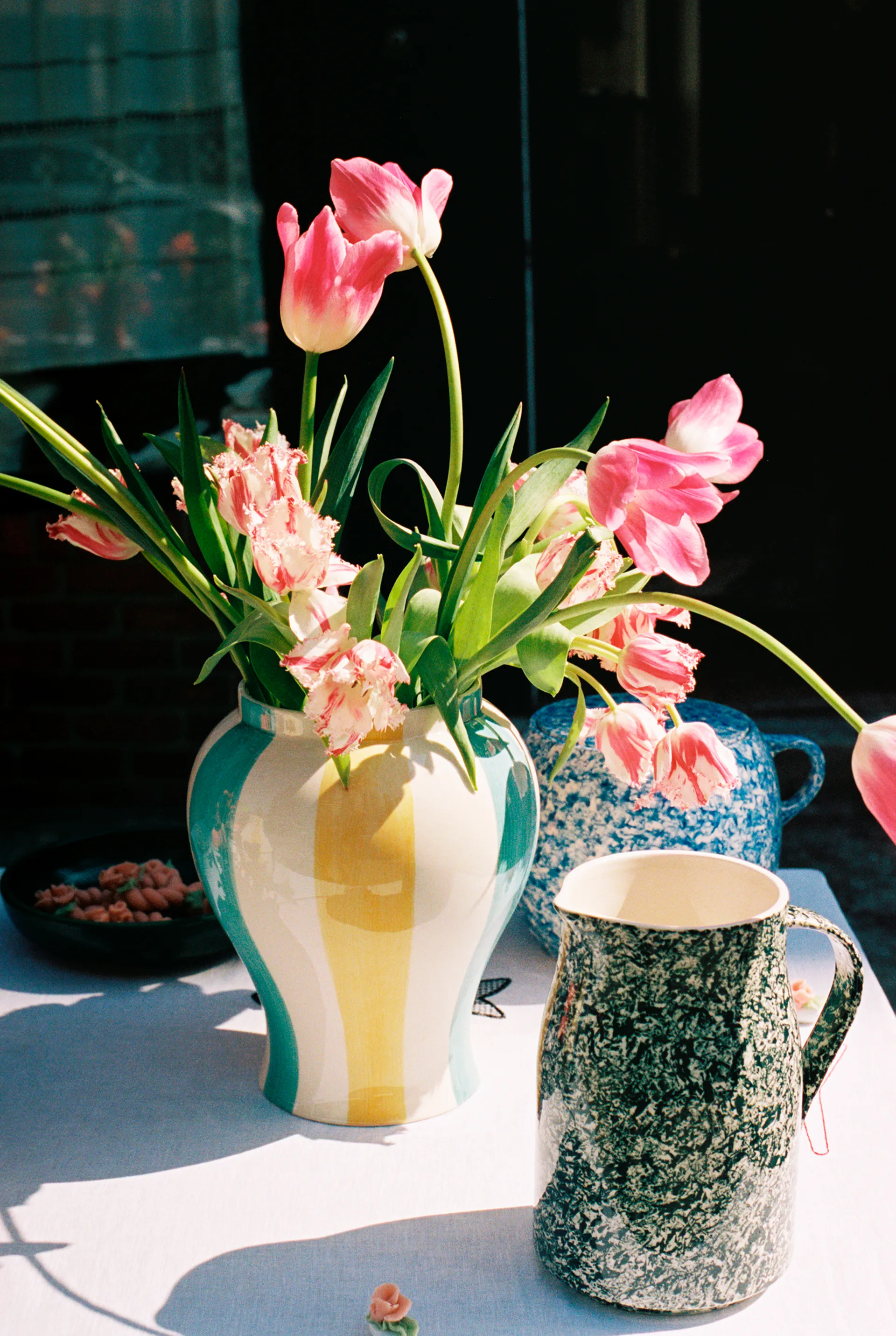 Sobremesa stripe vase L 25 cm, Green-yellow HAY
