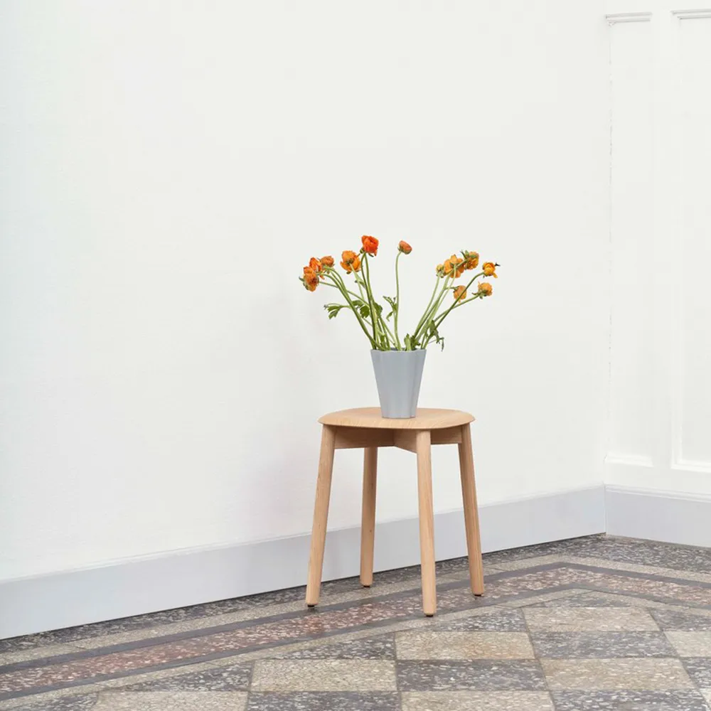 Soft Edge 72 stool, Black oak-black oak frame HAY