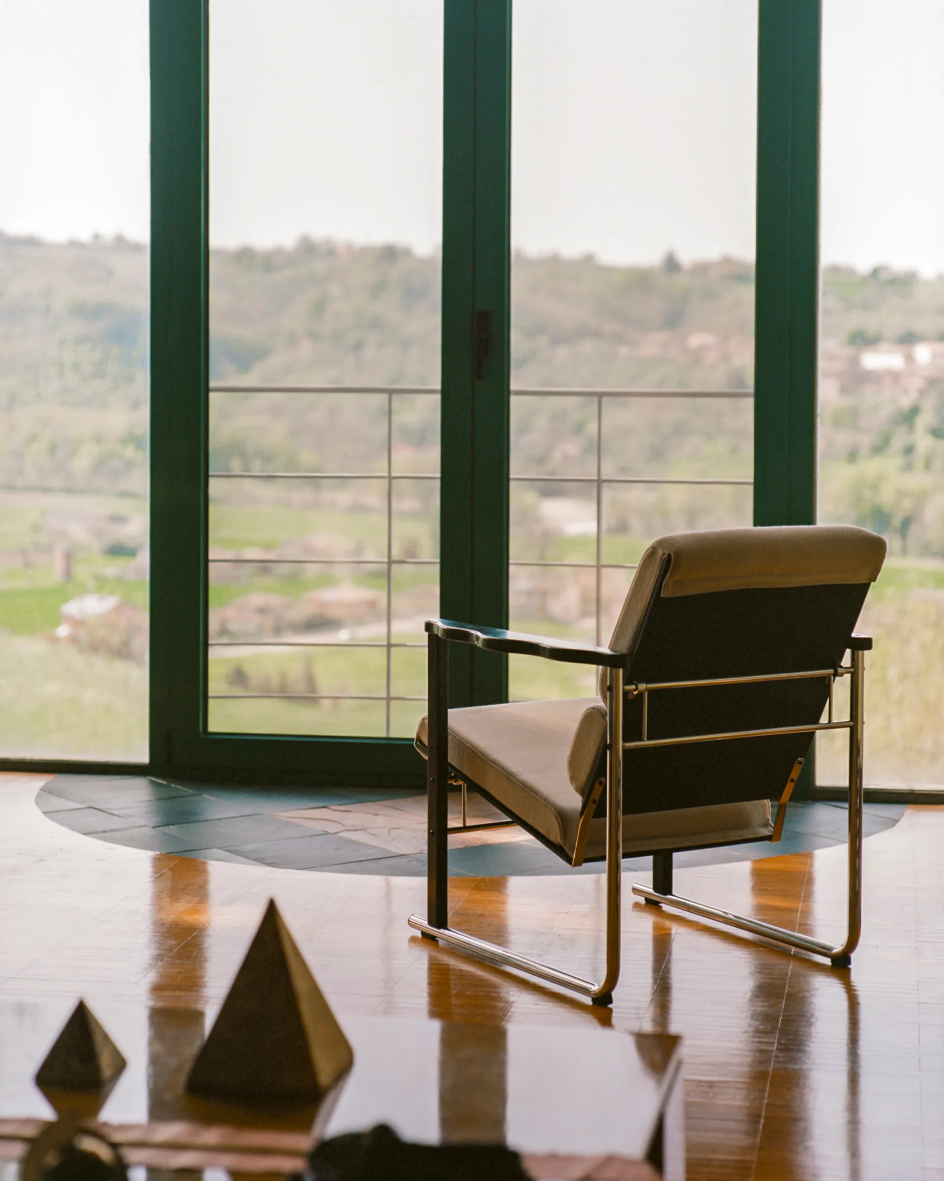 Experiment 501 lounge chair, Green-black Hem