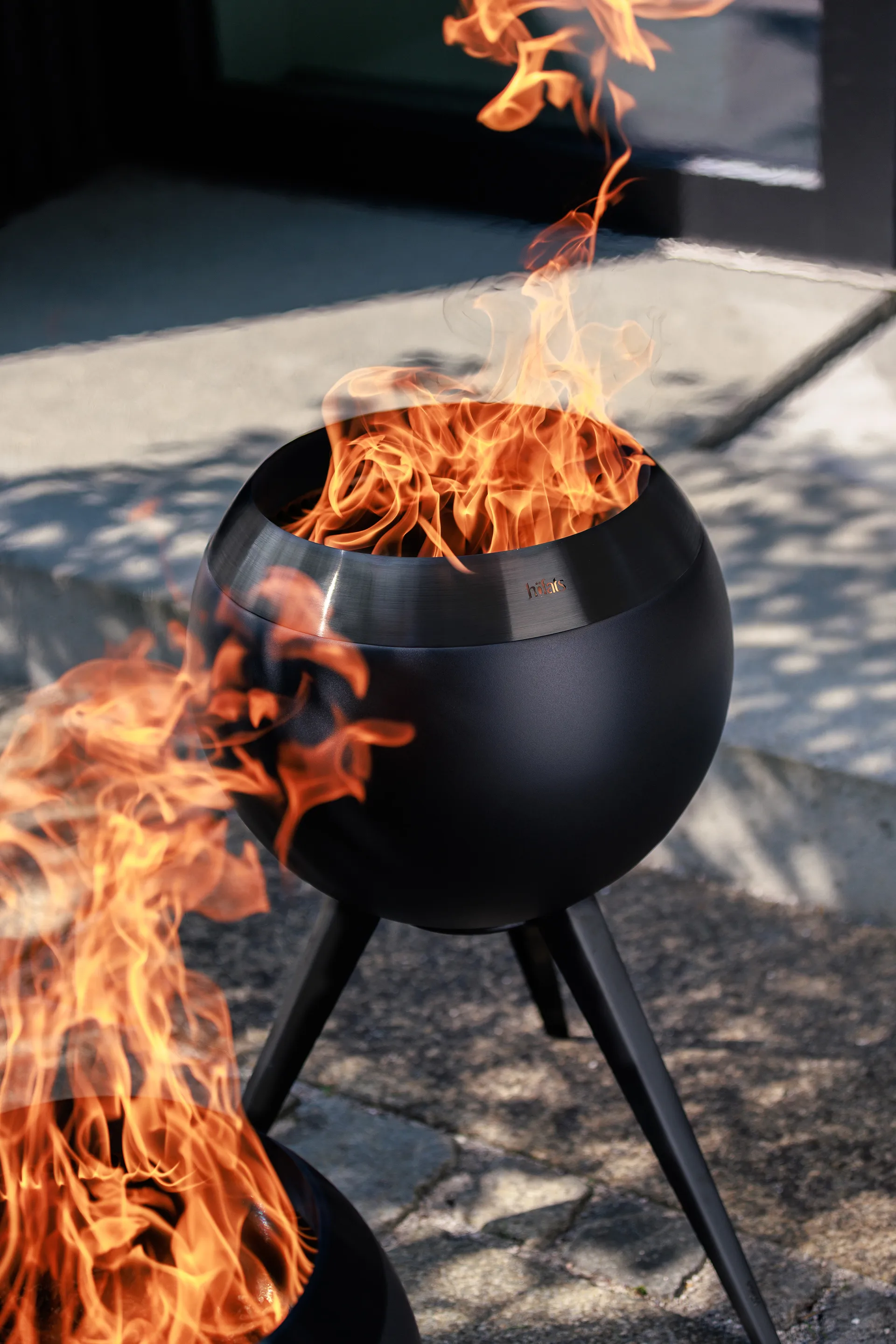 MOON 45 fireplace, All black, high frame Höfats