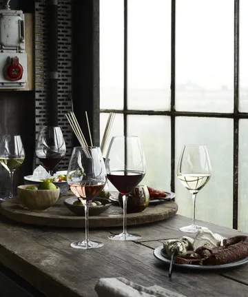 Cabernet red wine glass 69 cl 6-pack - Clear - Holmegaard