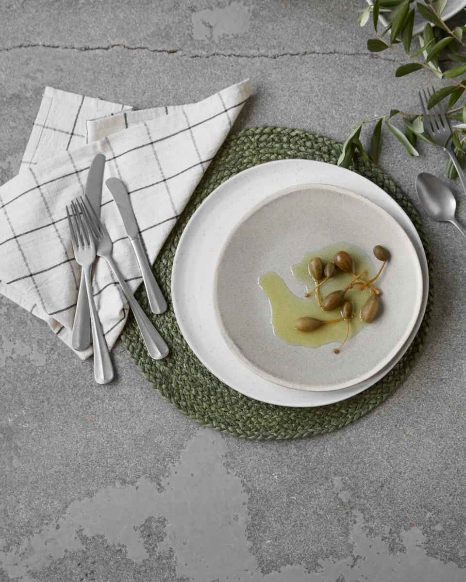 More plate Ø23 cm, Grey House Doctor