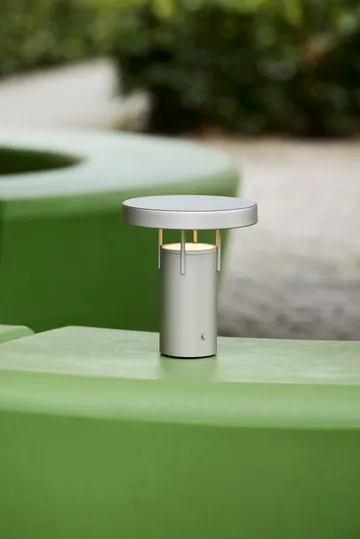 BringMe mini portable table lamp - Metallic sand - Hübsch