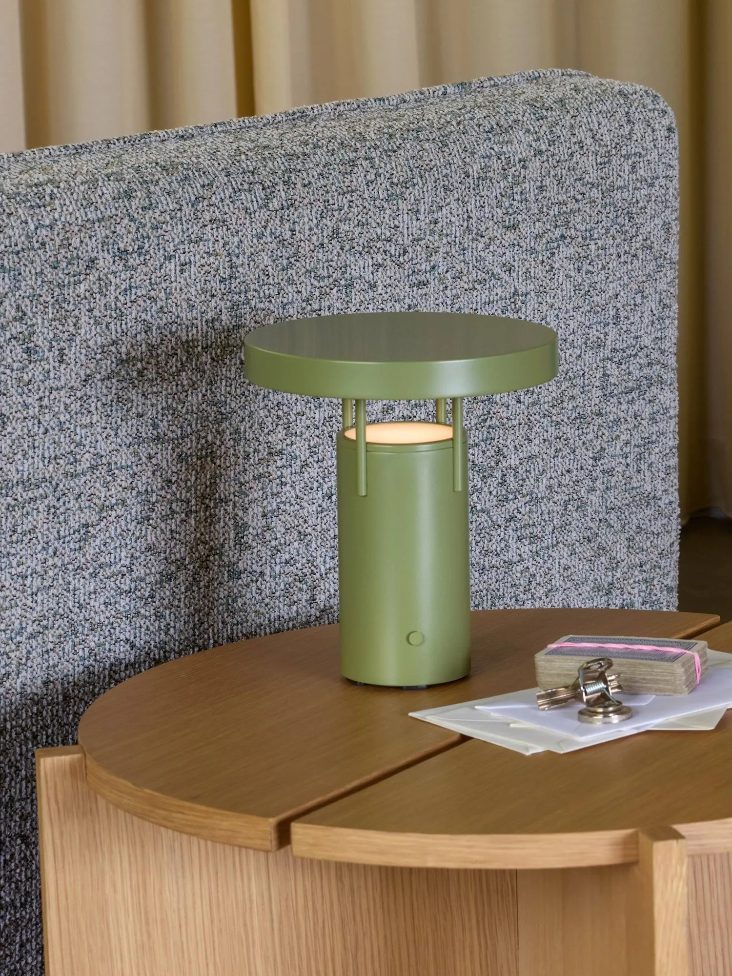 BringMe portable table lamp, Green, mini 20 cm Hübsch