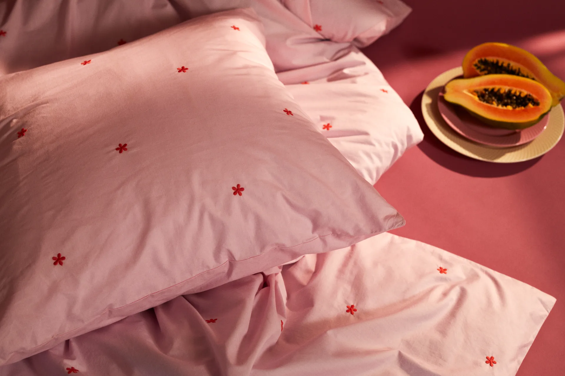 Daisy bed set 220x220 cm, Pink-red Juna