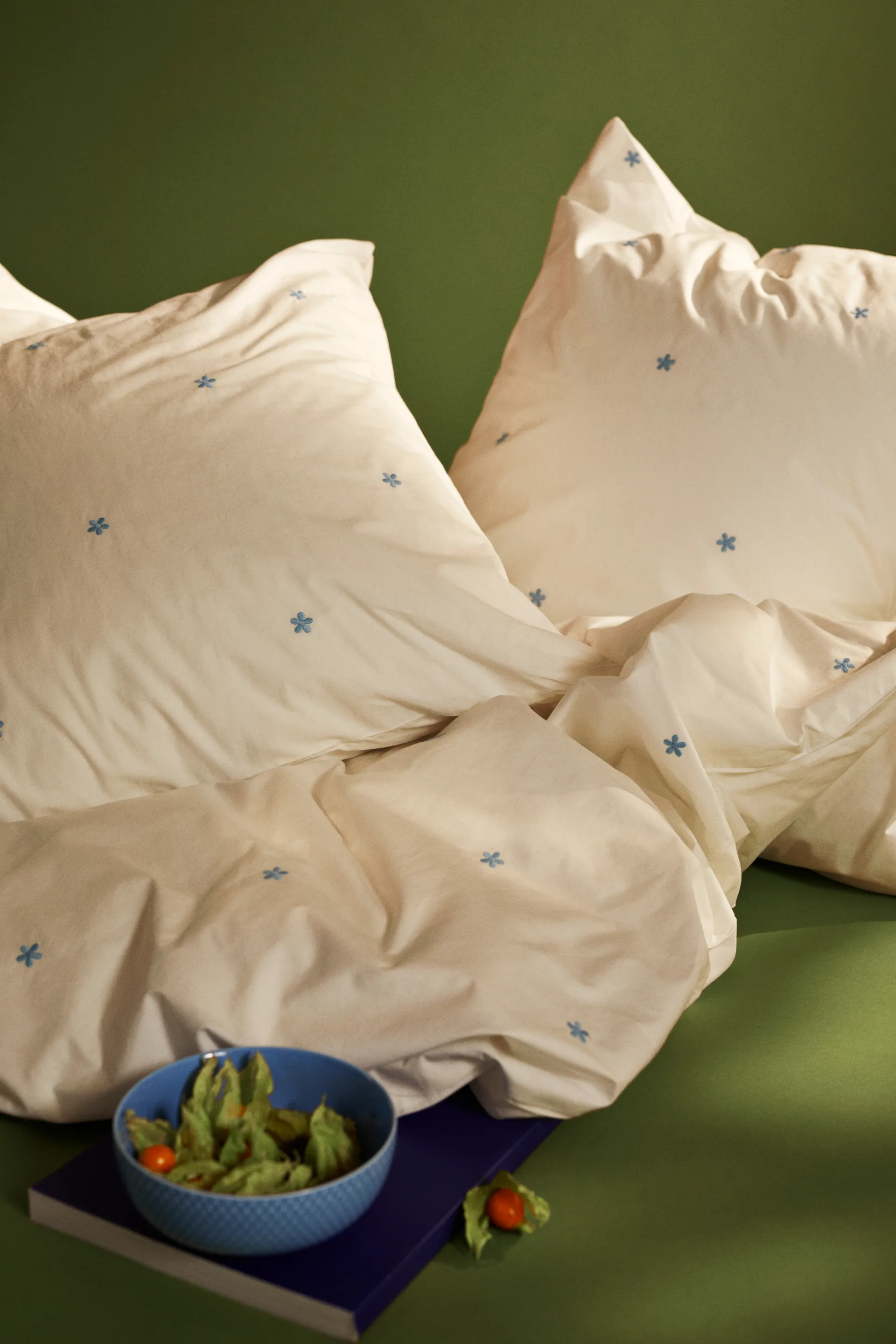 Daisy bed set 220x220 cm, White-light blue Juna