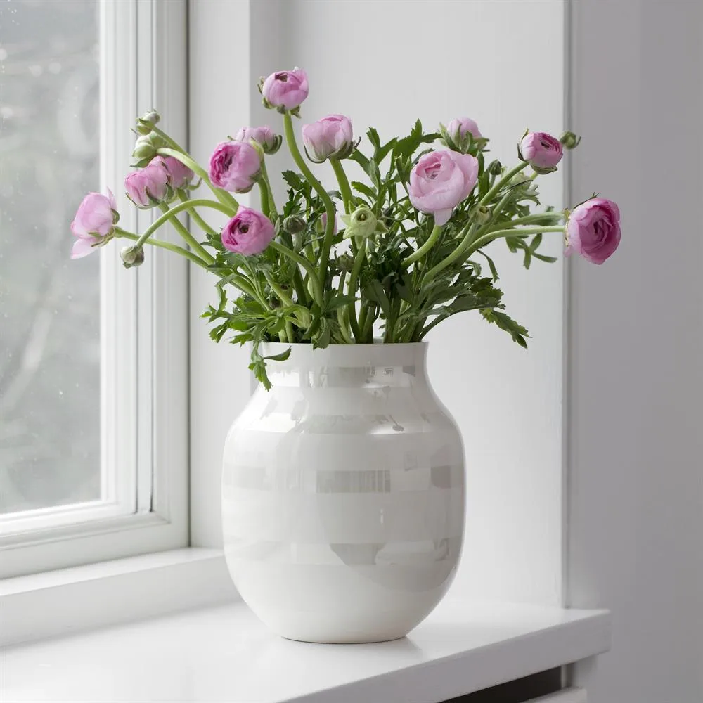Omaggio vase pearl, medium Kähler