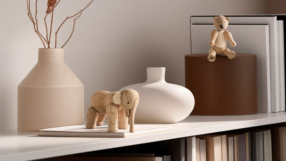 Kay Bojesen wooden bear Liliput, Untreated oak, untreated maple Kay Bojesen Denmark
