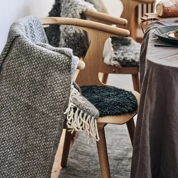 Polka wool throw - grey - Klippan Yllefabrik