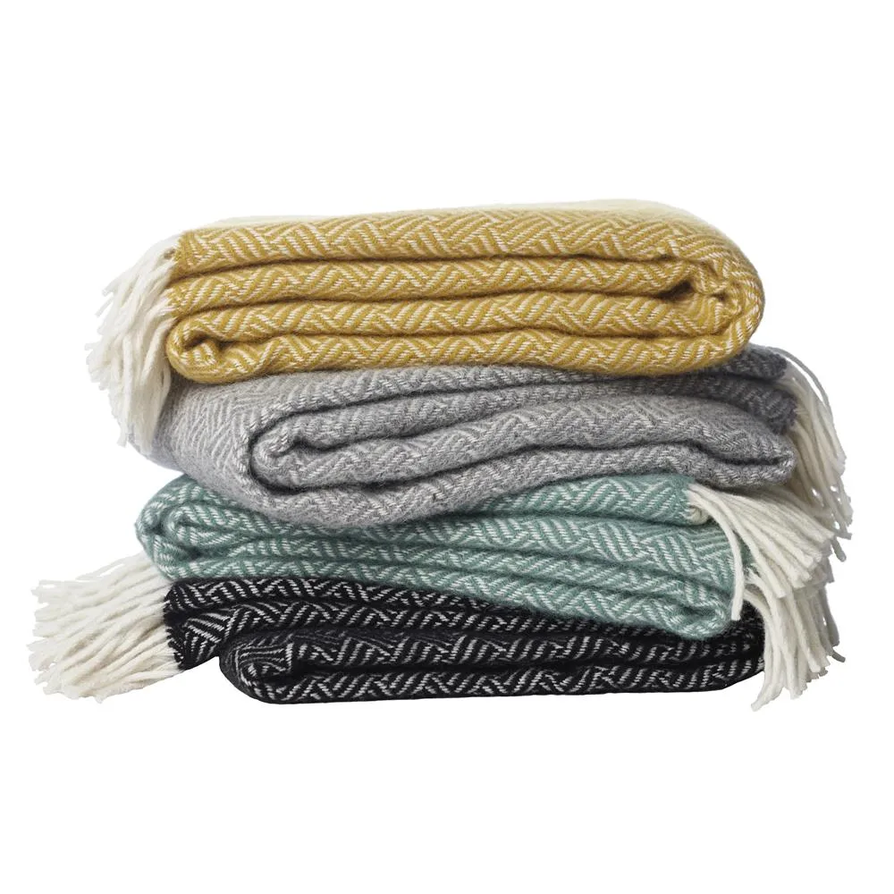 Samba wool throw, mint Klippan Yllefabrik