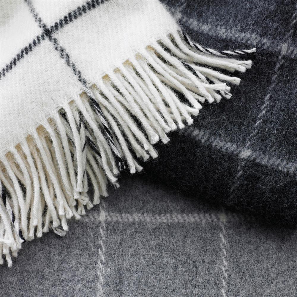 Vinga wool throw, light grey Klippan Yllefabrik