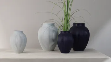 Knabstrup vase ribbed 20 cm - Dark blue - Knabstrup Keramik