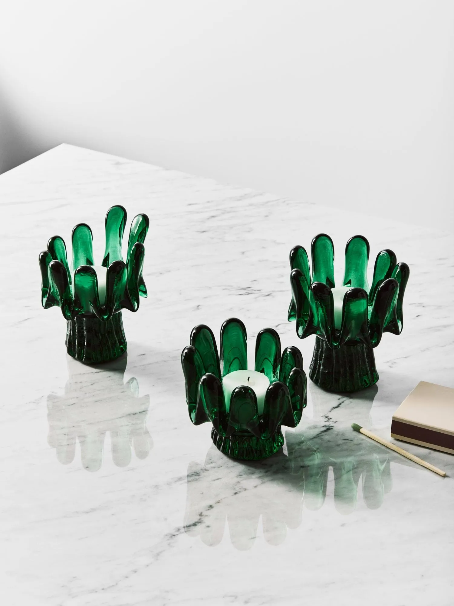 Sunflower candle holder 9.2 cm, Emerald green Kosta Boda