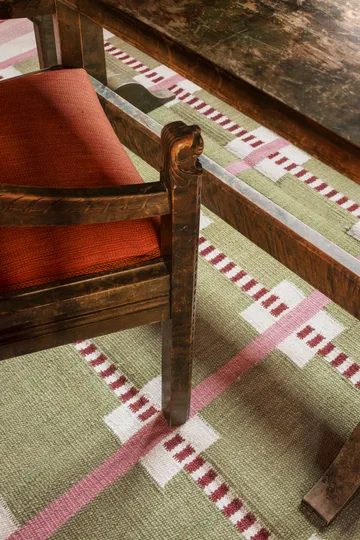 Röllakan Ruth wool rug - Spring grass, 180x270 cm - Layered