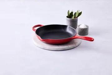 Le Creuset Signature frying pan Ø23 cm - Cerise - Le Creuset