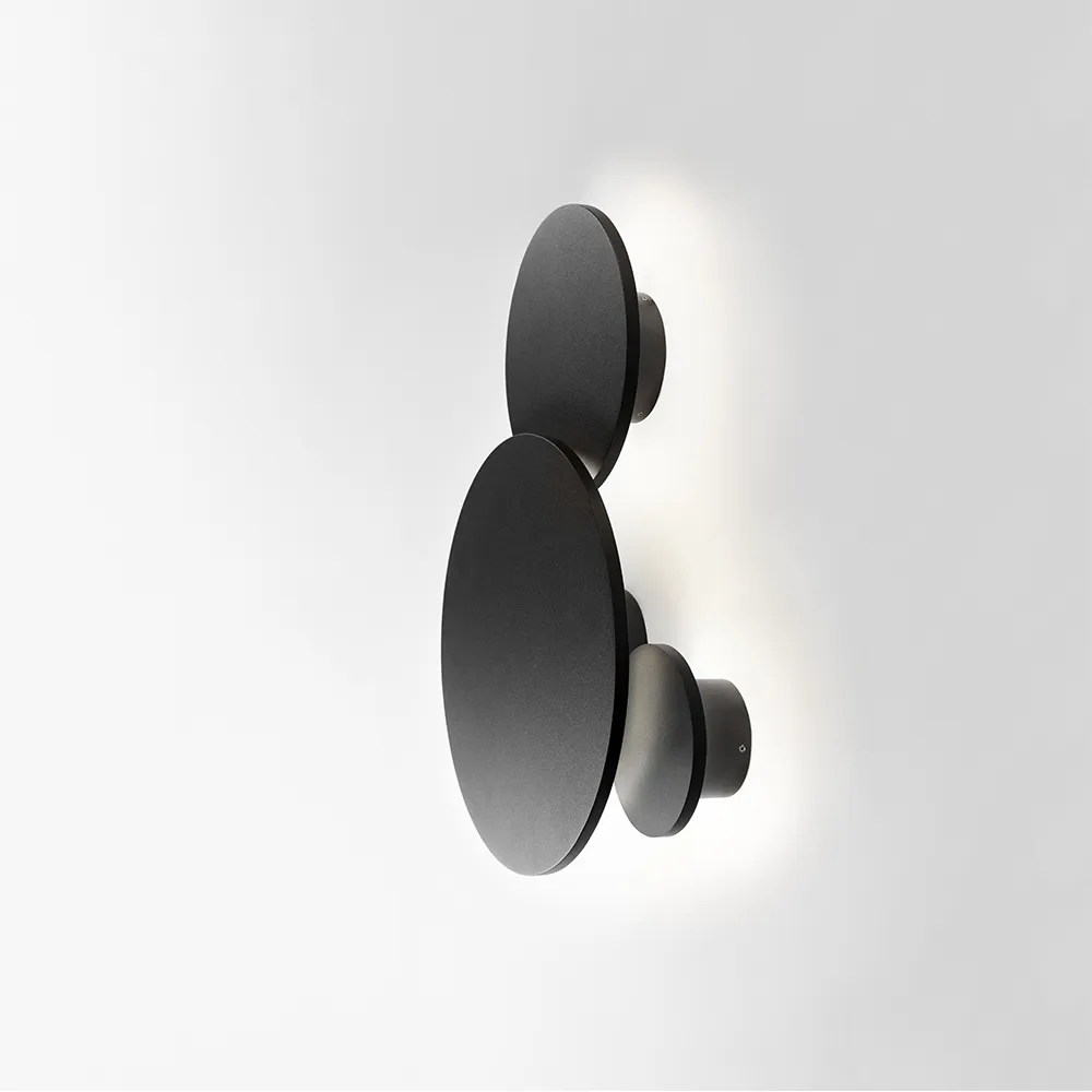 Soho W2 wall lamp, Black, 2700 kelvin Light-Point