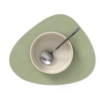 Nupo placemat curve reversible S 1 pcs - Dark green-olive green - LIND DNA