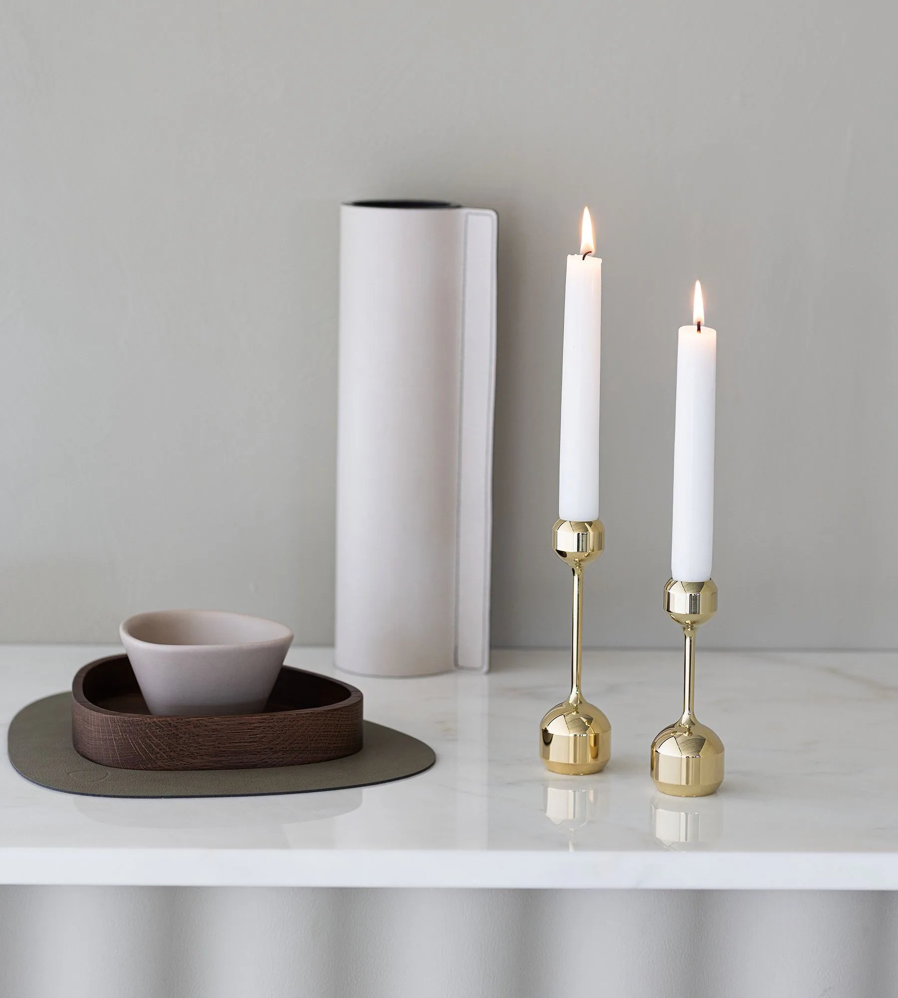 Silhouette candle sticks 2 pieces, Gold LIND DNA
