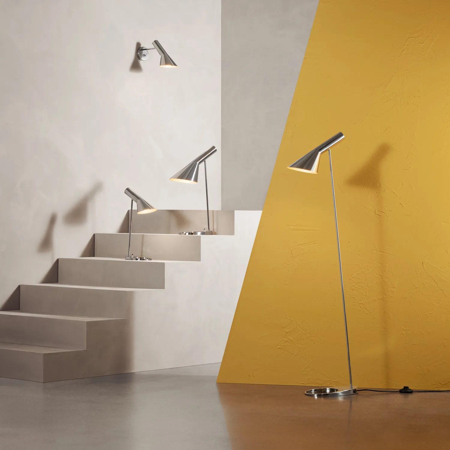 AJ table lamp, Polished stainless steel Louis Poulsen