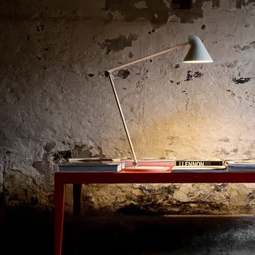 NJP desk lamp - White, pin ø40 cm, 2700k - Louis Poulsen