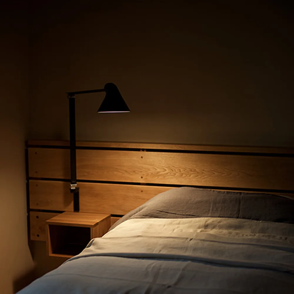 NJP wall lamp, Black, long arm, LED, 3000k Louis Poulsen