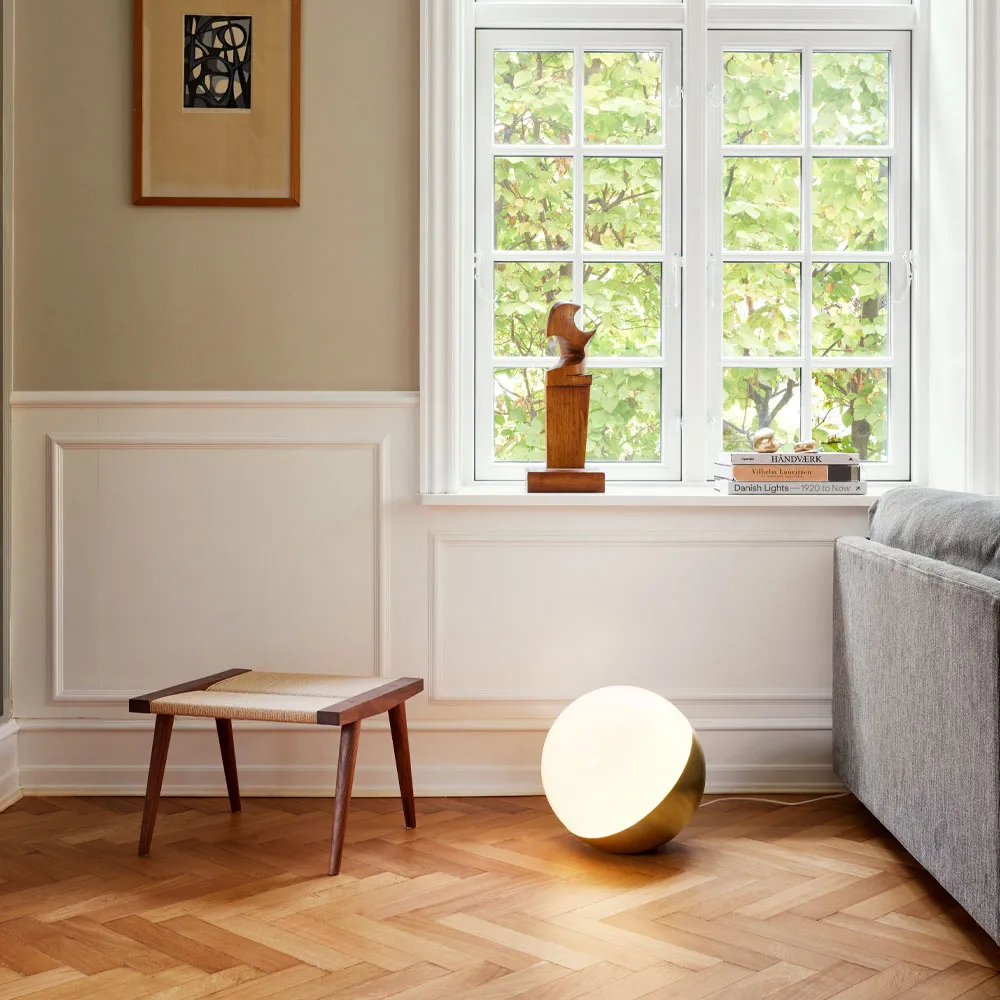VL Studio table lamp/floor lamp Ø32 cm, Black Louis Poulsen