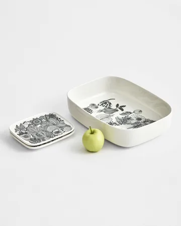Siirtolapuutarha saucer 15x12 cm - black-white (Finland 100 years) - Marimekko
