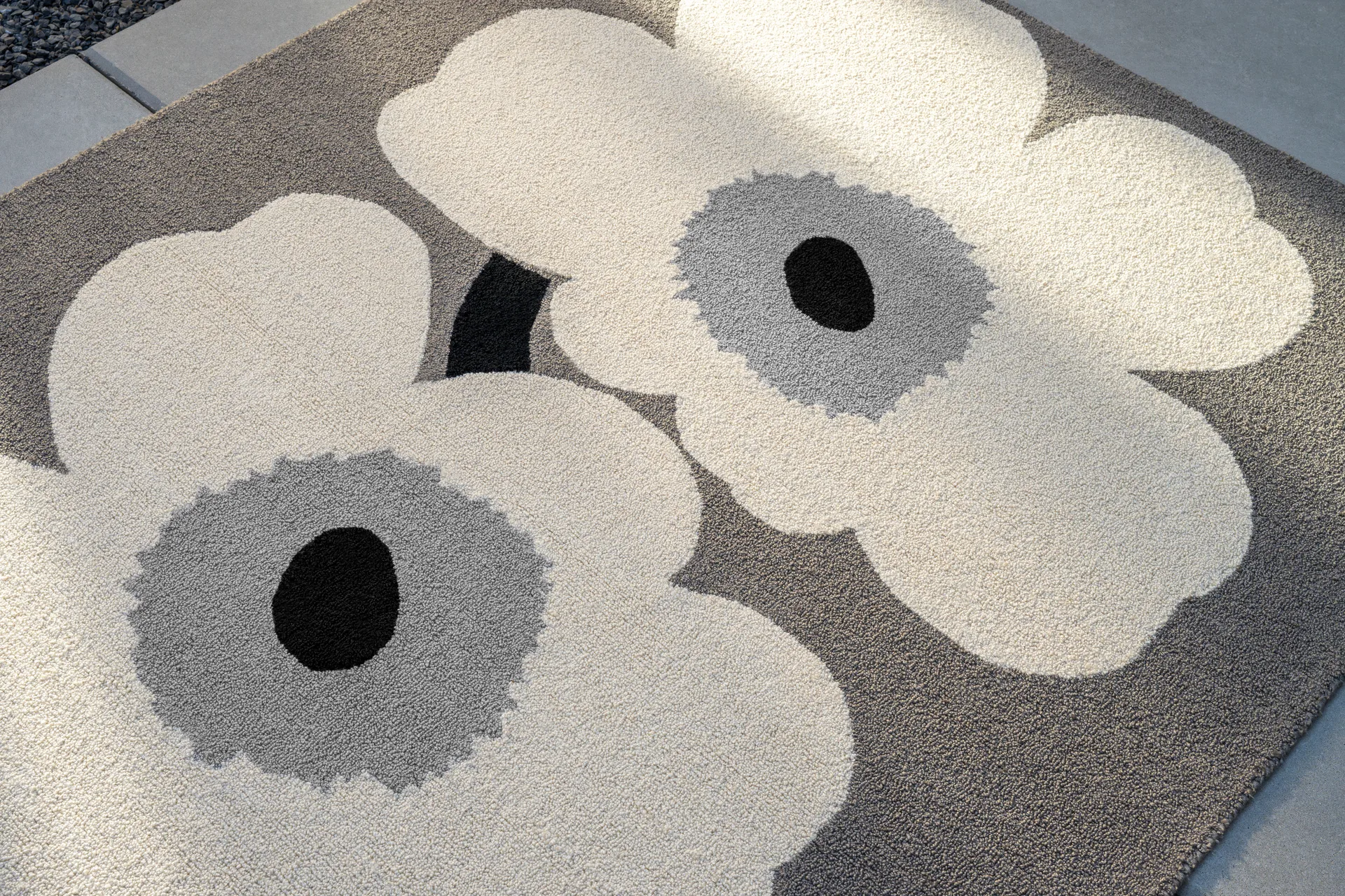 Unikko anniversary outdoor rug, Grey, 160x230 cm Marimekko