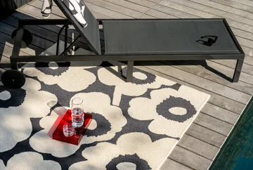 Unikko outdoor rug - Charcoal-white, 140x200 cm - Marimekko
