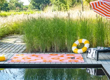 Unikko outdoor rug - Pink-orange, 200x280 cm - Marimekko