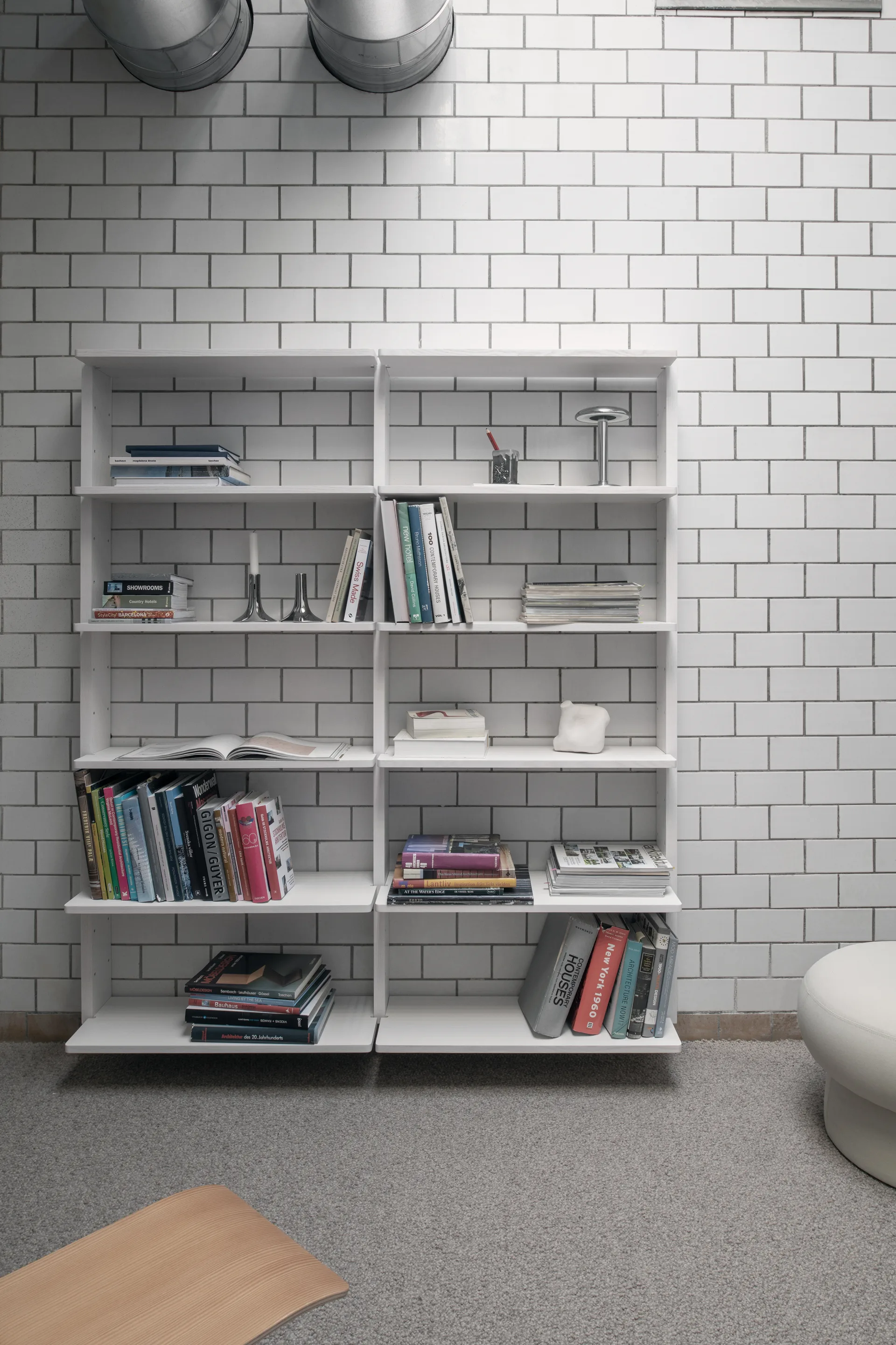 Gridlock - T2-A12-0 shelf, White stained Ash Massproductions
