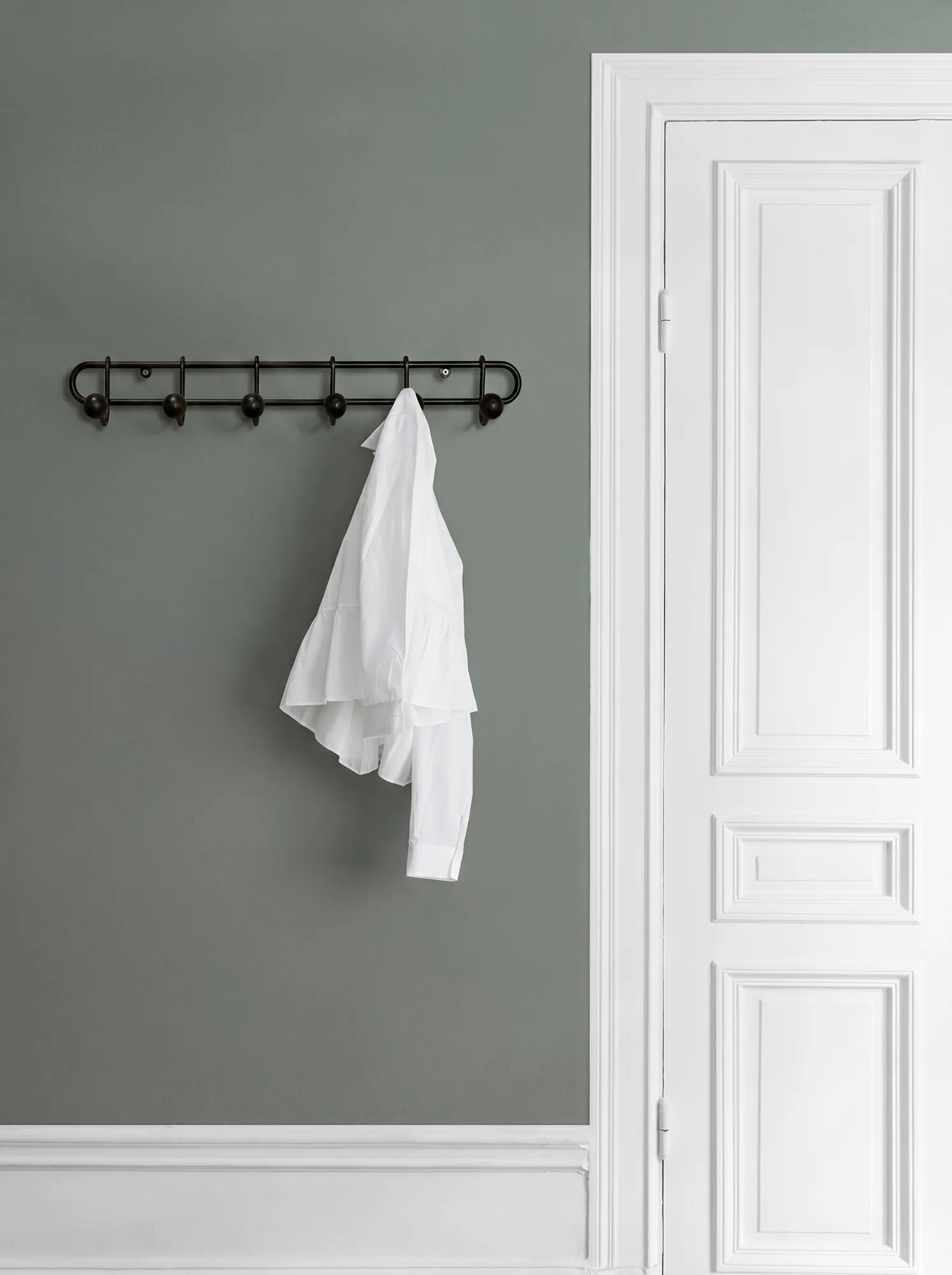 Bill Slim coat rack, Black Maze